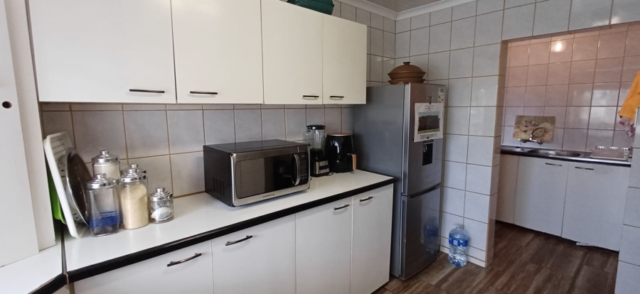 To Let 3 Bedroom Property for Rent in Bakenpark Free State